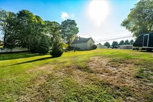 343 Charles Bancroft Hwy, Litchfield, NH 03052 - Photo 9