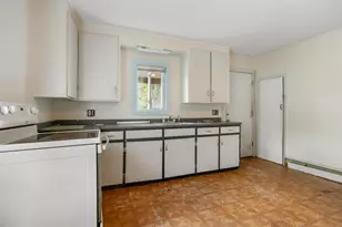 166 Glen Ave, Berlin, NH 03570 - Photo 11