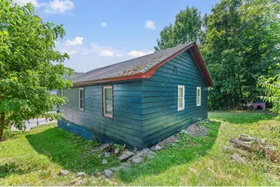 166 Glen Avenue, Berlin, NH 03570 - Photo 3