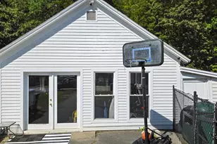 1668 Hartford Ave., Hartford, VT 05001 - Photo 5