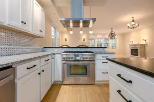 136 Shore Dr, Salem, NH 03079 - Photo 17