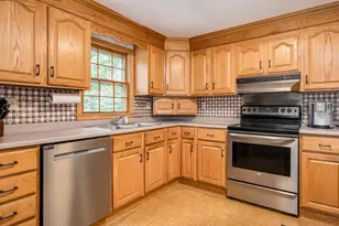 140 Kingston Rd, Exeter, NH 03833 - Photo 9