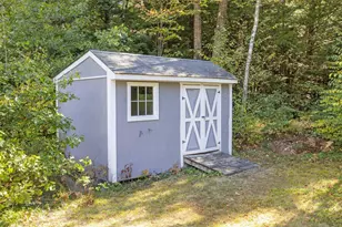 430 Highland Dr, Henniker, NH 03242 - Photo 11