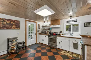 112 Town House Rd, New Hampton, NH 03256 - Photo 17