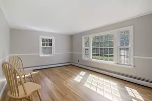 267 Main St, Plaistow, NH 03865 - Photo 11