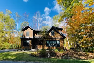 254 S Peak Rd, Lincoln, NH 03251 - Photo 1