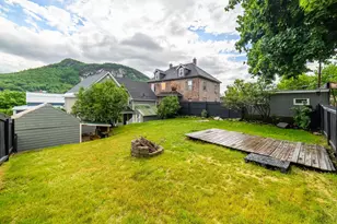 266 Madison Ave, Berlin, NH 03570 - Photo 5