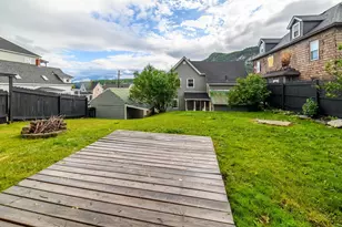 266 Madison Ave, Berlin, NH 03570 - Photo 7