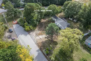 312 S Main St, Seabrook, NH 03874 - Photo 3