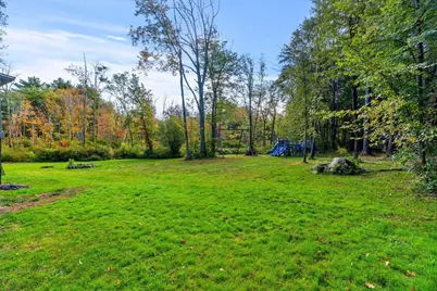 57 Hampstead Road, Danville, NH 03819 - Photo 9