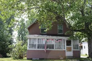 13 Maple St, Lincoln, NH 03251 - Photo 1