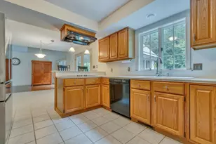 40 Stratham Green, Stratham, NH 03885 - Photo 23