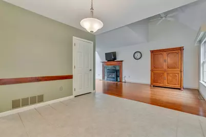 40 Stratham Green, Stratham, NH 03885 - Photo 15