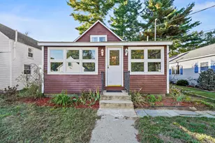 62 &amp 43 Wilders Grove Rd, Newton, NH 03858 - Photo 1