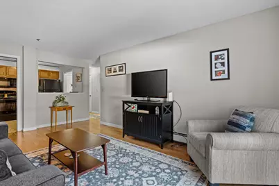 490 River Road #13, Manchester, NH 03104 - Photo 3