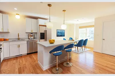 163 Woodview Way #2, Manchester, NH 03102 - Photo 5