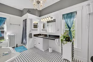 84 East Broadway St, Derry, NH 03038 - Photo 43