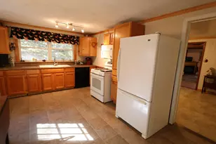 1001 Woodstock Rd, Hartford, VT 05001 - Photo 25
