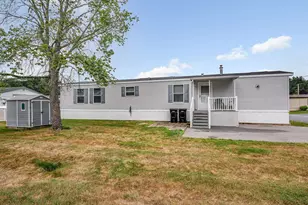 69 Caddy Dr, Salem, NH 03079 - Photo 19