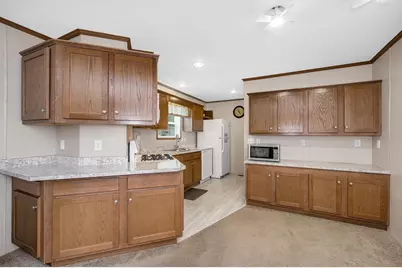 69 Caddy Drive, Salem, NH 03079 - Photo 7