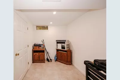 267 Winding Pond Road, Londonderry, NH 03053 - Photo 23