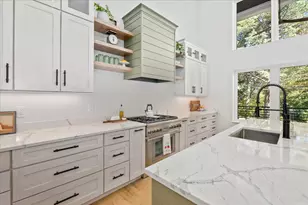 47 E Union St, Goffstown, NH 03045 - Photo 13