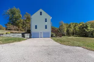 54 Cavil Mill Rd, Fremont, NH 03044 - Photo 7