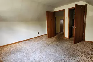 45 Chase St, Claremont, NH 03743 - Photo 13