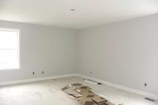 302 Karatzas Avenue, Manchester, NH 03104 - Photo 11