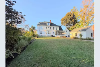 887 Chestnut Street, Manchester, NH 03104 - Photo 5