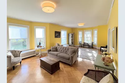 887 Chestnut Street, Manchester, NH 03104 - Photo 9