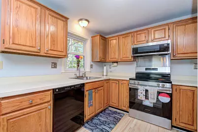 11 Sullivan Court, Salem, NH 03079 - Photo 11