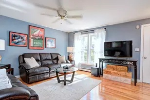 11 Sullivan Ct, Salem, NH 03079 - Photo 5