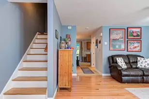 11 Sullivan Ct, Salem, NH 03079 - Photo 3