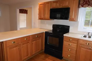 27 Martins Ferry Rd, Hooksett, NH 03106 - Photo 11