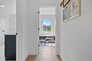 18 Treat Farm Rd, Stratham, NH 03885 - Photo 25