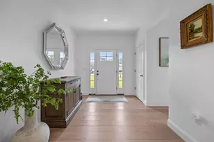 18 Treat Farm Rd, Stratham, NH 03885 - Photo 13