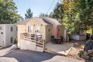 109 Dockham Shore Rd, Gilford, NH 03249 - Photo 3