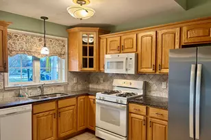 5 Holly Cir, Bow, NH 03304 - Photo 15