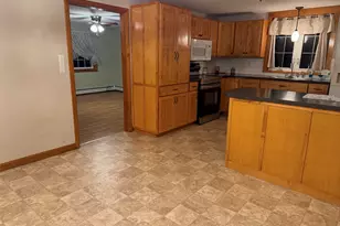 163 Central St, Farmington, NH 03835 - Photo 9