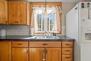 163 Central St, Farmington, NH 03835 - Photo 7