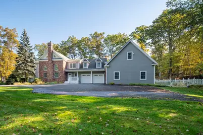 17 Welch Road, Londonderry, NH 03053 - Photo 5