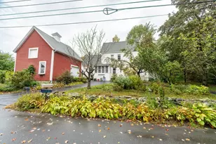 36 Eastman St, Nashua, NH 03060 - Photo 3