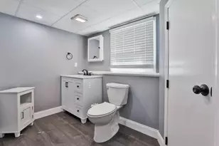 3 Richmond St, Nashua, NH 03063 - Photo 11
