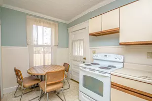 19 Elm St, Whitefield, NH 03598 - Photo 17