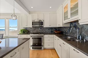 10 Haverhill Ave, Hampton, NH 03842 - Photo 11