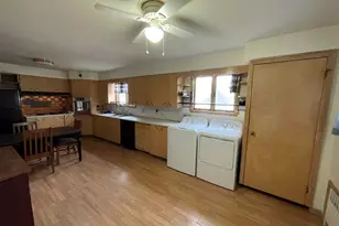 485 Champlain St, Berlin, NH 03570 - Photo 7