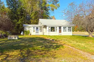 10 Duval Rd, Dalton, NH 03598 - Photo 5