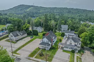 134 Cottage St, Littleton, NH 03561 - Photo 3