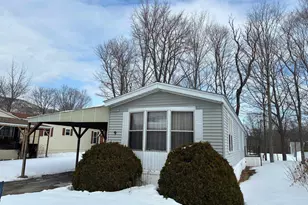 9 Paradise St, Gorham, NH 03581 - Photo 1